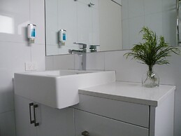 Hamilton Lonsdale Motel