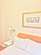 Chiswick Lodge Hotel