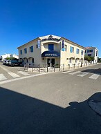 Hôtel les Arcades