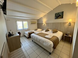 Hôtel les Arcades