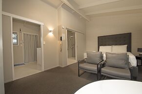 Middlemore Motel