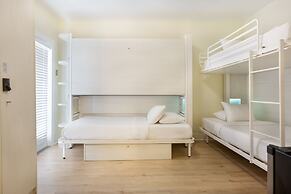 NYAH Key West - Adults Only