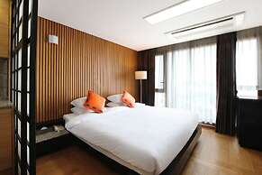 ShinShin Hotel Jeju Ocean