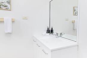 Palm View Holiday Apartments