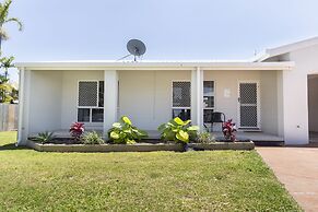 Palm View Holiday Apartments