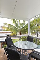 Palm View Holiday Apartments