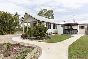 Palm View Holiday Apartments