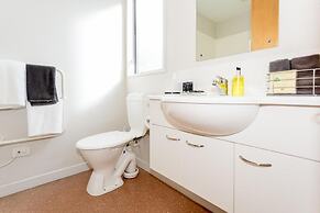 306 Motel Apartments