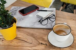 306 Motel Apartments