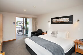 306 Motel Apartments