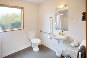 306 Motel Apartments