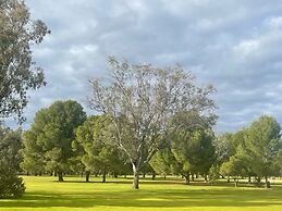 Town & Country Motor Inn Forbes