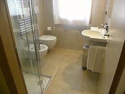 Venice Apartments Dante