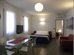 Venice Apartments Dante
