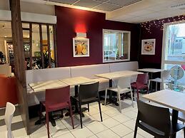 ACE Hôtel Châteauroux Déols