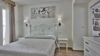 Smart Suite & Apartments