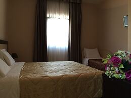 Hotel De La Ville Relais