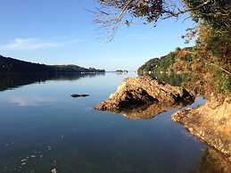 Le Chalet Waiheke Apartments
