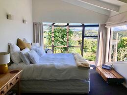 Le Chalet Waiheke Apartments