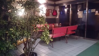 Family & bAKpAK Tokyo Hostel