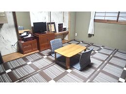 Family & bAKpAK Tokyo Hostel