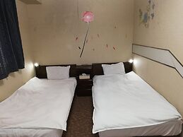 Family & bAKpAK Tokyo Hostel