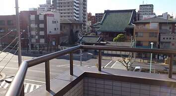 Family & bAKpAK Tokyo Hostel