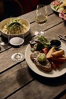 Yarra Valley Grand Hotel