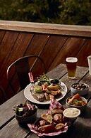 Yarra Valley Grand Hotel