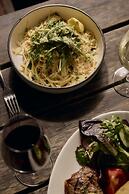 Yarra Valley Grand Hotel