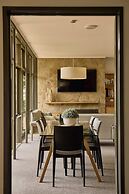 Yarra Valley Grand Hotel