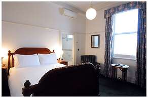 Yarra Valley Grand Hotel