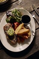 Yarra Valley Grand Hotel