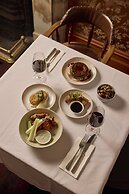 Yarra Valley Grand Hotel