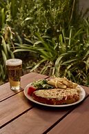 Yarra Valley Grand Hotel