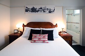 Yarra Valley Grand Hotel