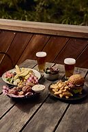 Yarra Valley Grand Hotel