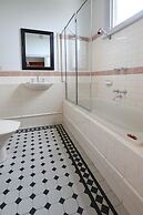 Yarra Valley Grand Hotel