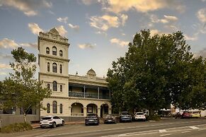 Yarra Valley Grand Hotel