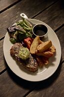 Yarra Valley Grand Hotel