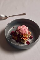 Yarra Valley Grand Hotel