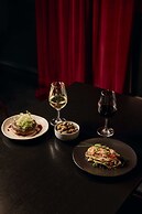 Yarra Valley Grand Hotel