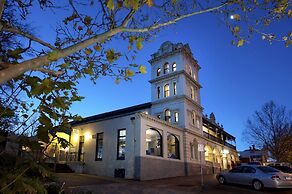 Yarra Valley Grand Hotel