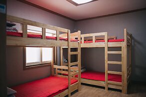 We Guest House - Hostel