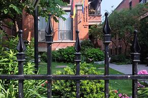 Victoria's Mansion Guest House