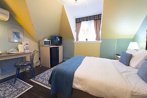 Victoria's Mansion Guest House