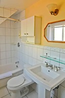 Victoria's Mansion Guest House