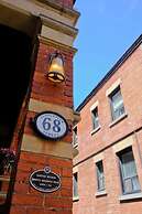 Victoria's Mansion Guest House