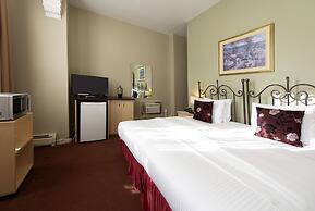 Victoria's Mansion Guest House