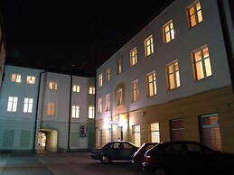 Home & Travel Apartments